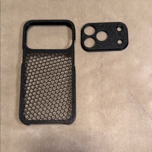 Black Honeycomb Phone Case with Camera Protector